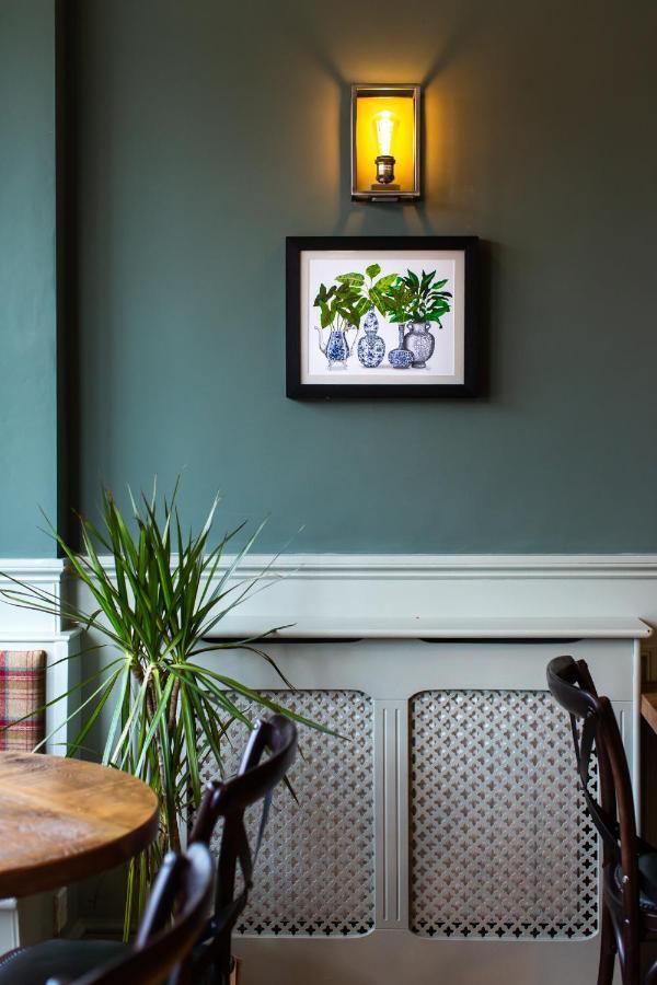 Coach House Couette-café *